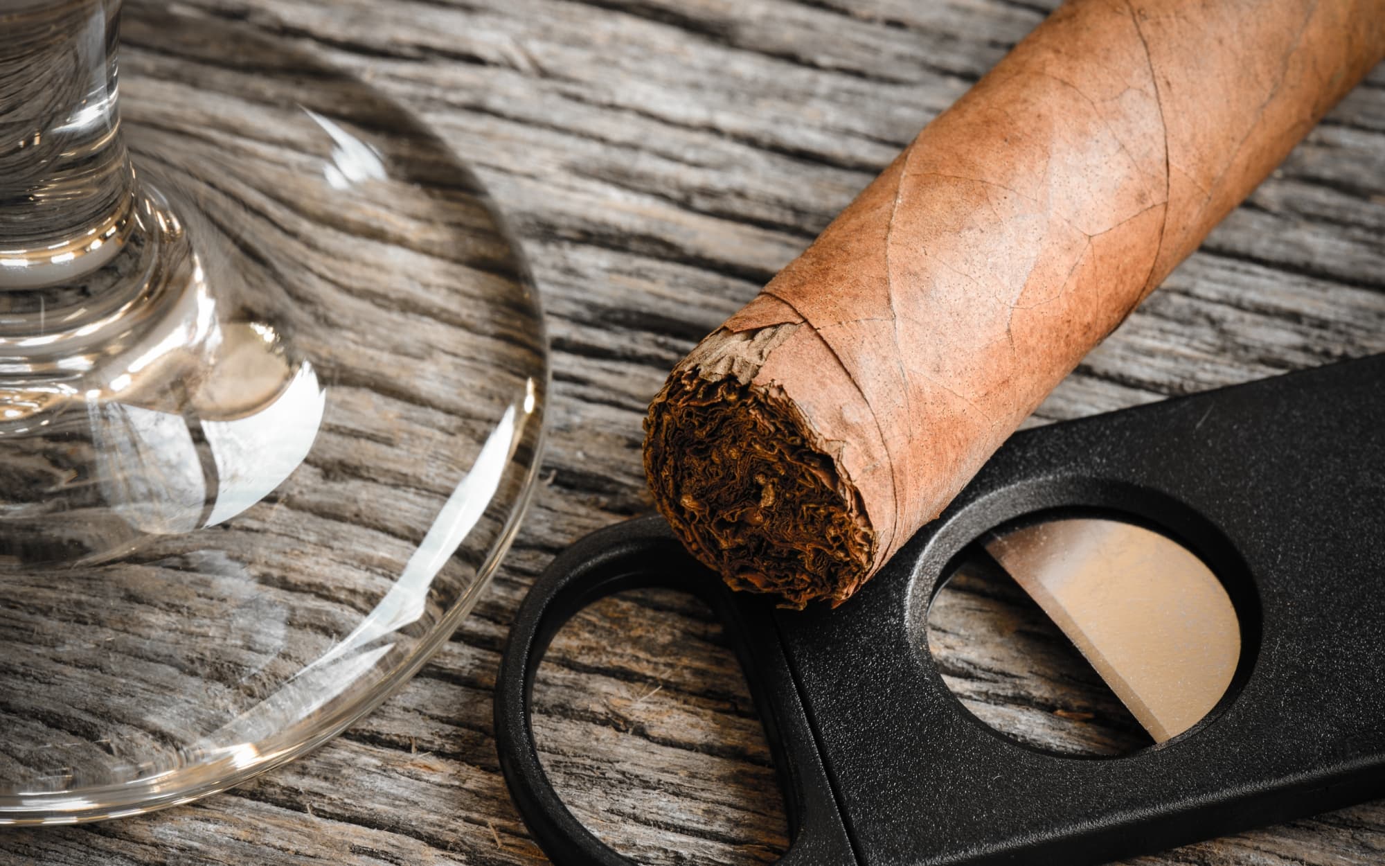 Types of Cigar Cutters and Which One Is Best Patriot Cigars